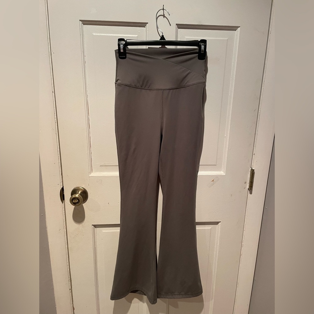 Green Criss-Cross High Waist Flare Leggings